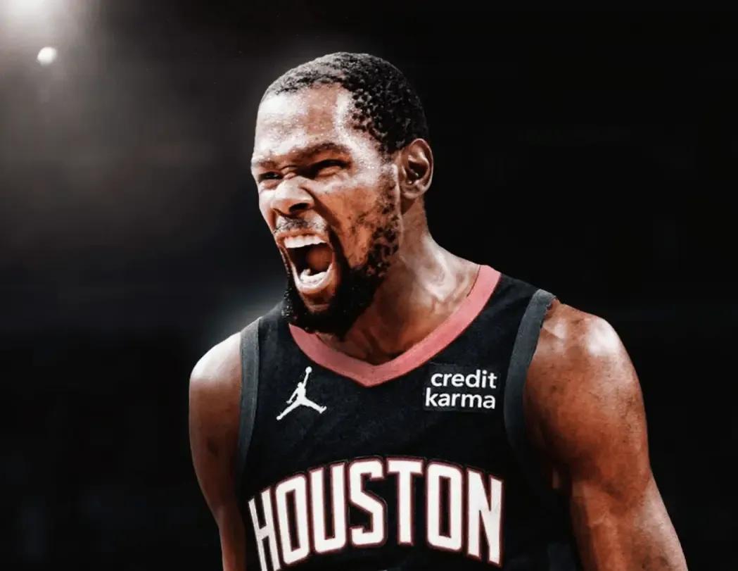 今夜突围战来临，迈阿密热火围绕NBA季后赛伤情更新，话题不断，更衣室氛围转暖的简单介绍